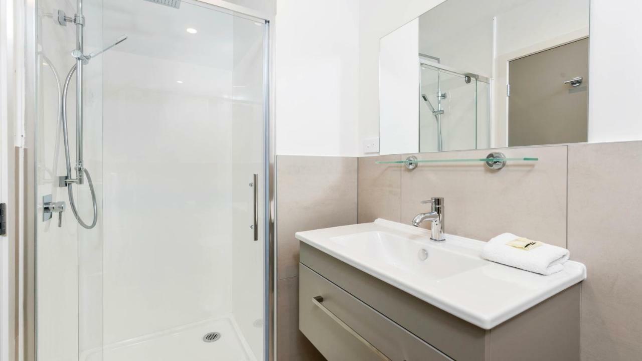 Remarkables Garden Apartment 305 ควีนส์ทาวน์ ภายนอก รูปภาพ